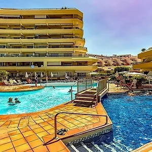 https://nice-1bed-apartment-near-of-the-beach-in-the-costa.tenerifehoteles.net